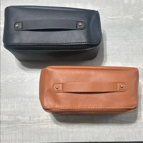 NEW Large Travel Makeup Bag - Black or Tan - Picture 2 of 16